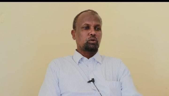 Somalia: Bomb blast reported near Bosaso airport, targeting Puntland officials. One official, identified as Mohamad Bahwal (R) is killed. others, including former Deputy Commander of Bari regional police, Ahmed Jarale (L) injured - Sources. It's the 2nd attack in Bosso today