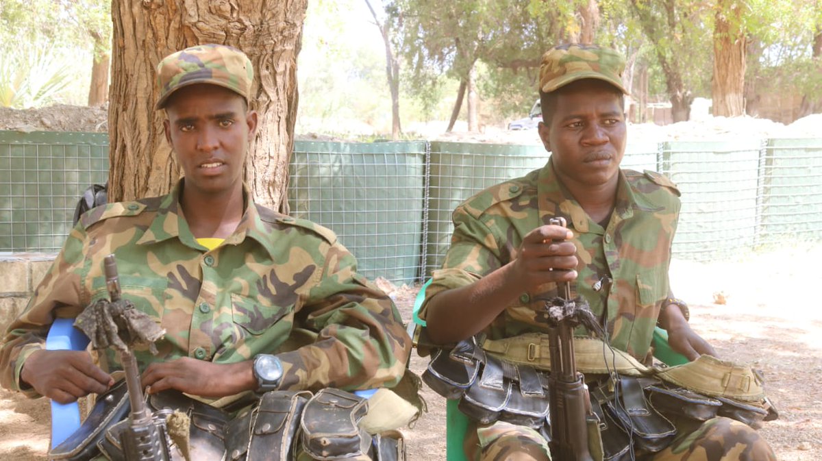 Two Al-Shabab militants-Abdifitah Ibrahim Mohamud and Osman Ibrahim Daud, have on Thursday surrendered to Somali National Army in Halgan town, Hiiraan region and have publicly denounced the ideology and beliefs of the terror-outfit.