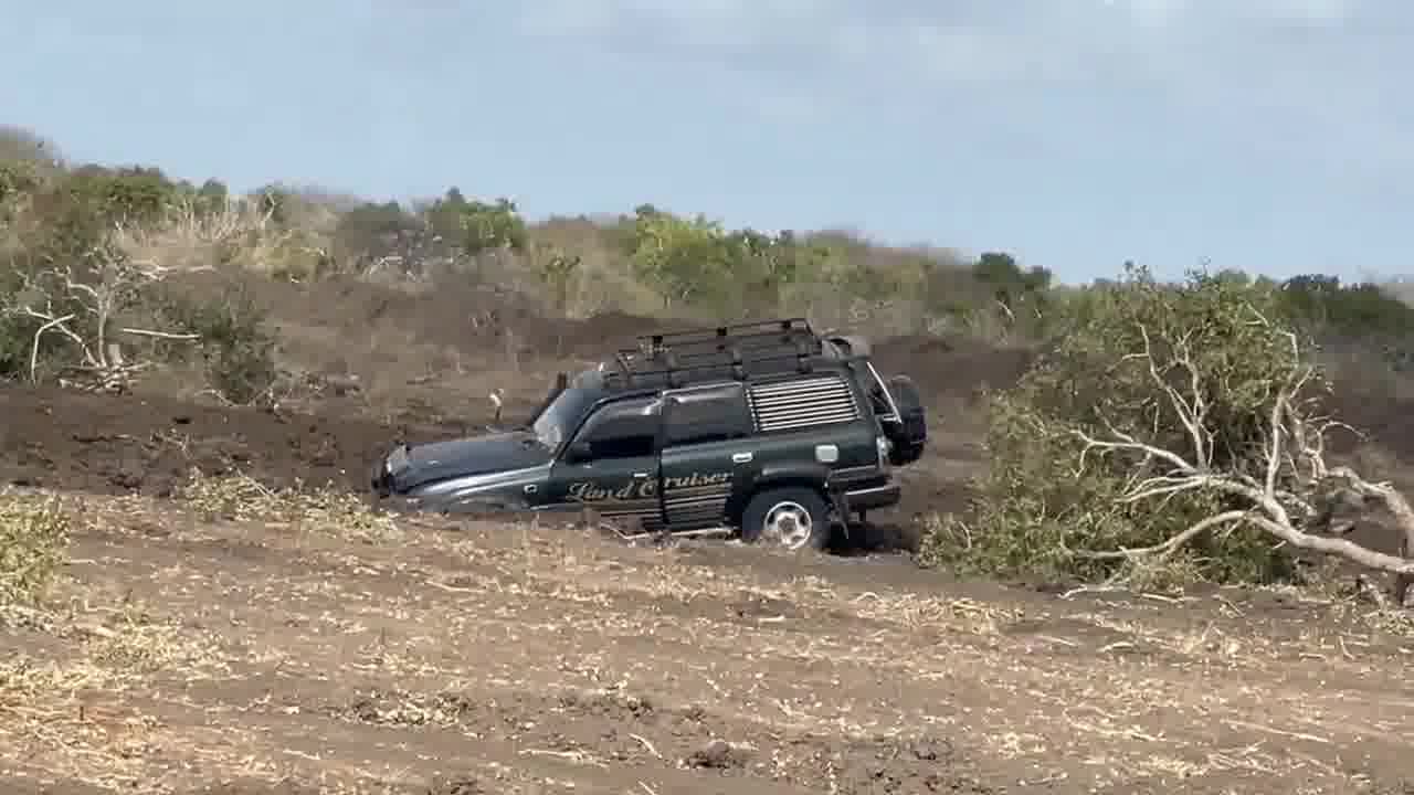 One of al-Shabaab’s suicide vehicles fell into a trench near a military base outside Mido village, early Monday. Security forces later blew it up in a controlled detonation.