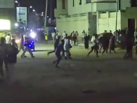 About 1 hour ago, a suicide bomber blew himself up in a hotel on Lido beach in Mogadishu. Several casualties were reported