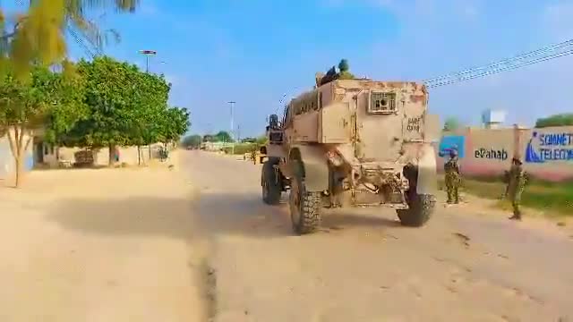 Le groupe Al Shabab affirme avoir tué 23 soldats lors d'une attaque à l'aube suivie de violents combats à Bal'ad, à 30 km de Mogadiscio. Les militants se sont retirés après que l'Armée nationale soudanaise et les forces burundaises ont lancé une contre-attaque. Les raids d'Al Shabab se sont intensifiés depuis la semaine dernière.