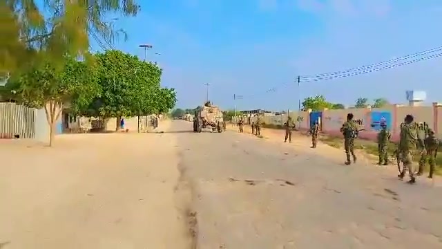 El grupo Al Shabab afirma haber matado a 23 soldados en un ataque al amanecer seguido de intensos combates en Bal'ad, a 30 kilómetros de Mogadiscio. Los militantes se han retirado después de que el SNA y las fuerzas burundianas lanzaran un contraataque. Los ataques de Al Shabab se han intensificado desde la semana pasada